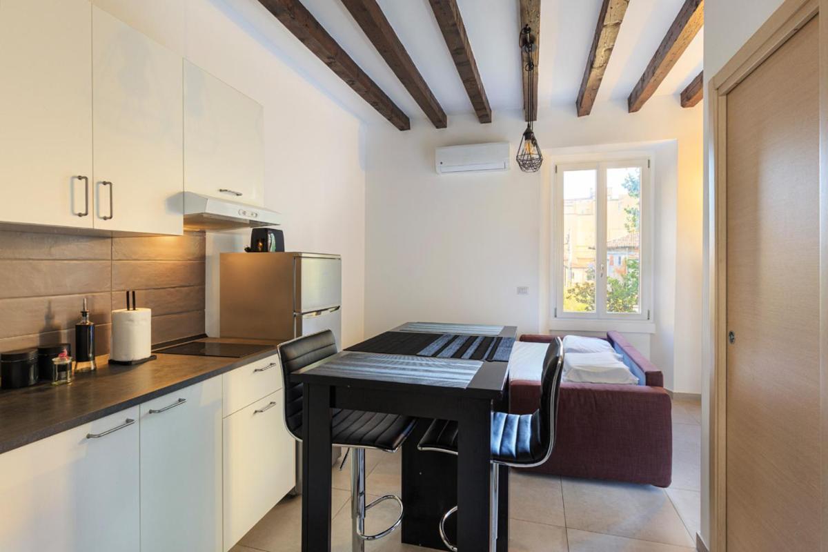 Superb Loft NavigliComfy&Relax Apartment มิลาน ภายนอก รูปภาพ